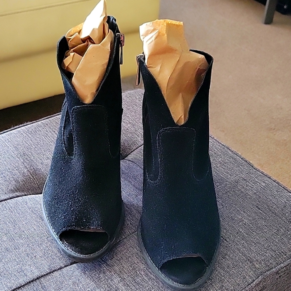 Black suede boots